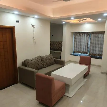 Villa In Vrindavan, Hare Krishna M Exterior photo